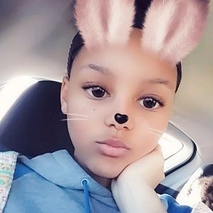 Meet your Posher, Opal